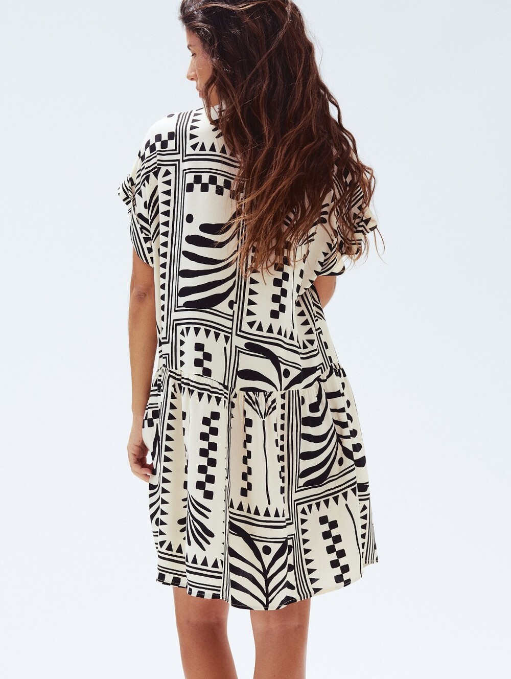 H&M Crinkled Tunic Mini Summer Dress Cream And Black Greek Resort Boho Pattern - Picture 8 of 8